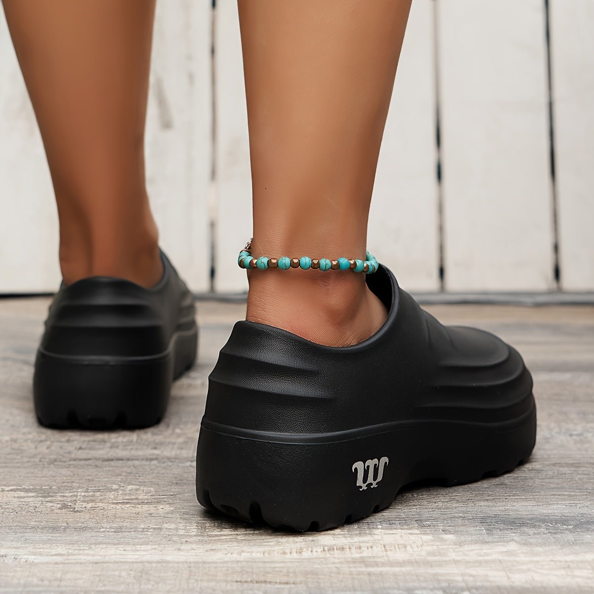 Orla | Women’s Orthopedic Waterproof Clogs