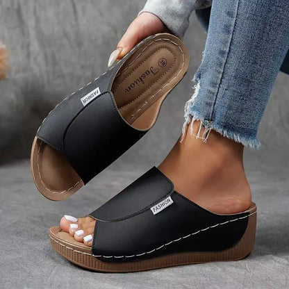Monrae | Women’s Slip-On Platform Sandals